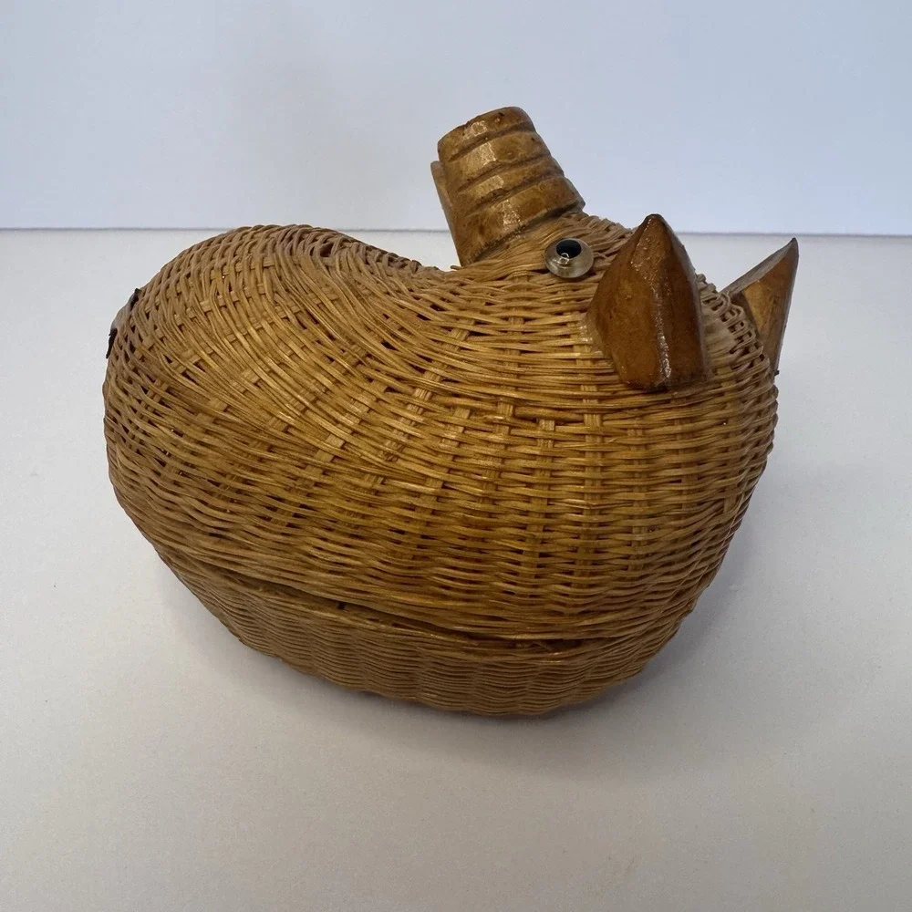 Vintage Wicker Pig Basket Novelty - Small Cute Storage Trinket Box Brown